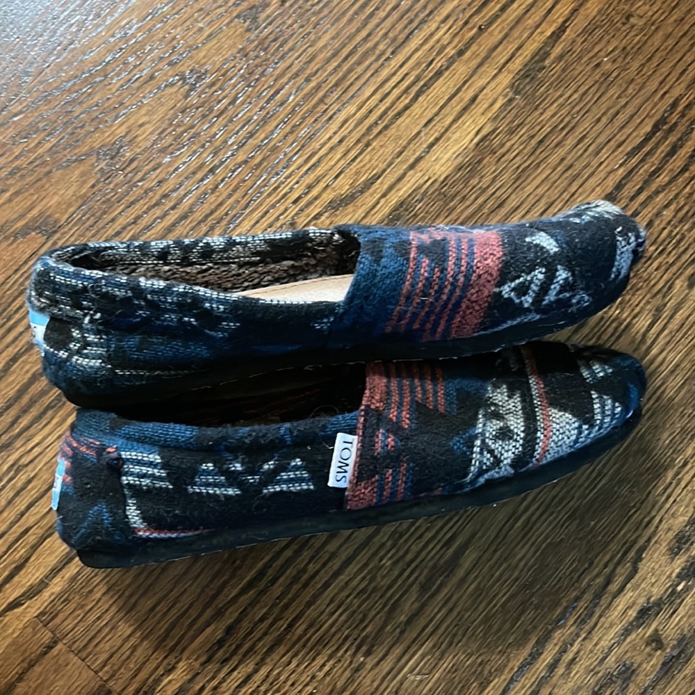 TOMS - Picture 4 of 6